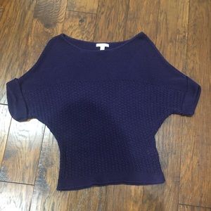 New York and company shirt sleeved sweater